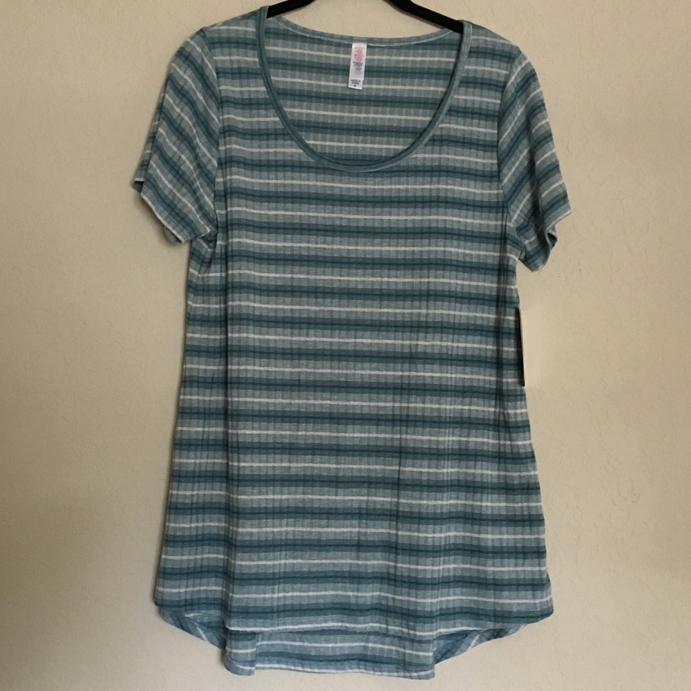 LuLaRoe Classic T sz M